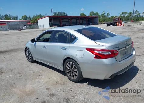 2017 Nissan Altima 2.5 Sl z USA, uszkodzony, nr VIN 1N4AL3AP2HC211788